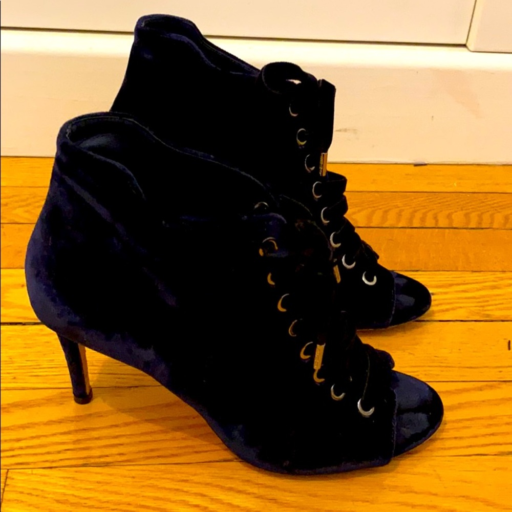 Jimmy Choo Mavi bootie